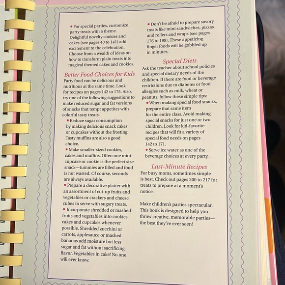 Favorite Brand Name Classroom Treats,Pre-Loved with lots of love left to give, - Picture 8 of 9